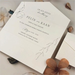 Katlamalı Sade Parlak Çizgili Desenli Davetiye