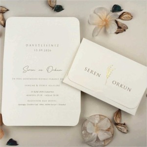 Sade Katlamalı Yaldız Süslemeli Davetiye Modeli