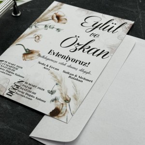 İçi Kahverengi Çiçek Desen Tasarımlı Davetiye Modeli