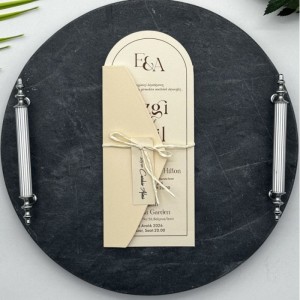 İçi Oval Kesimli İpli Etiketli Davetiye Tasarımı