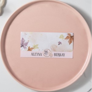 Sonbahar Temalı Yaprak Tasarımlı Katlamalı Davetiye