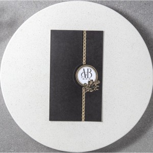 Dışı Katlamalı Geçmeli Yaldız Süslemeli Davetiye Modeli