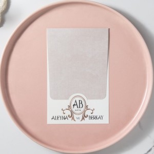 Dışı Açık Kahve İçi Krem Renkli Katlamalı Davetiye Tasarımı