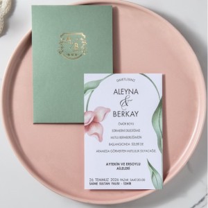 Yeşil Dikdörtgen Zarfa Yaldız Baskılı Çiçekli Davetiye