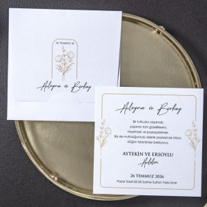 Zarfı İçi Balıksırtı Desenli Kare Davetiye Modeli