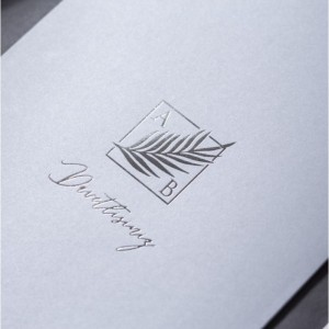 Palmiye Yaprağı Temalı Gri Zarflı Tasarım Davetiye