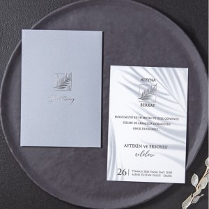 Palmiye Yaprağı Temalı Gri Zarflı Tasarım Davetiye