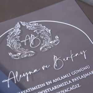 İçi Şeffaf PVC Mavi Zarfa Yaldız Baskılı Davetiye Tasarımı