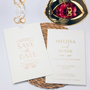 Krem Rengi Sade İçi Dışı Yaldızlı Sade Davetiye