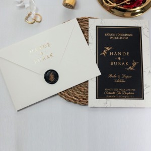 İçi Siyah Krem Desenli Siyah Mühürlü Düğün Davetiyesi