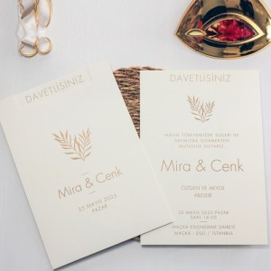 Zarfı İçi Sade Yaldızlı Çiçek Desenli Davetiye Modeli