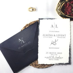 Siyah Dikdörtgen Zarfa Yaldız Baskılı Davetiye Modeli