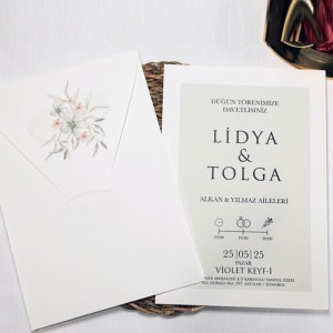 Zarfı Sade Çiçek Desenli Düğün Davetiyesi