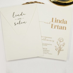 Krem Zarflı İçi Dokulu Kağıttan Sade Düğün Davetiyesi