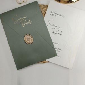 Koyu Yeşil Zarfa Yaldız Baskılı Mühürlü Davetiye