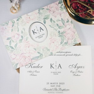 Yatay Pencereli Çiçek Desen Zarflı Davetiye Modeli