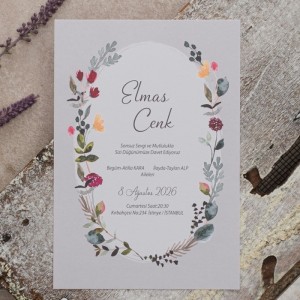 Ortası Beyaz Çelenk Tasarımlı Beyaz Zarflı Davetiye