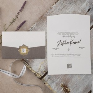 Çift Renkli Pencereli Zarfsız Katlamalı Düğün Davetiyesi