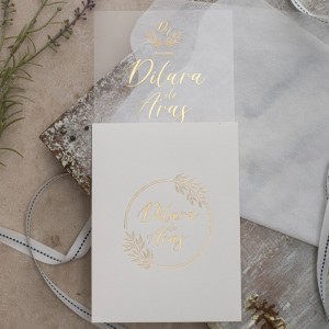 Krem Zarfa Altın Yaldız Baskılı İçi Asetat Davetiye Modeli