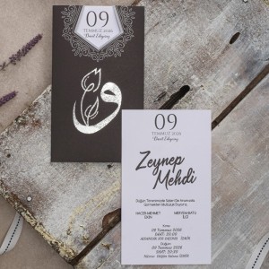 Siyah Zarfa Yaldızlı Vav İşareti Baskılı Davetiye Modeli