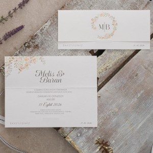 Krem Rengi Katlamalı Altın Yaldız Süslemeli Düğün Davetiyesi