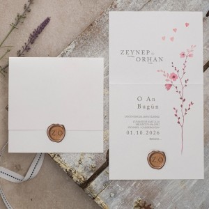 Krem Kare Üstten Katlamalı Mühür Görünümlü Davetiye Modeli