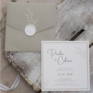 Gri Özel Kesim Zarflı Mühürlü Sade Düğün Davetiyesi