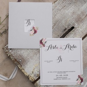 Gri Kare Pencereli Zarflı Çiçek Kombinli Düğün Davetiyesi