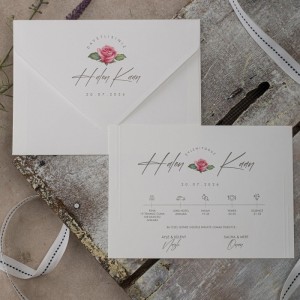 Zarfı İçi Çiçek Desen Kombinli Beyaz Düğün Davetiyesi