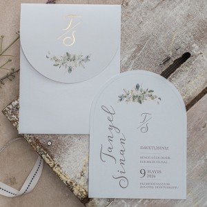 Zarfı İçi Oval Kesimli Yaldız Süslemeli Düğün Davetiyesi