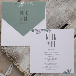 Yeşil Üçgen Kapaklı Zarflı Çiçekli Davetiye Modeli