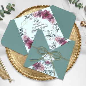 İçi Çiçekli Kare Soldan Sağdan Katlamalı Düğün Davetiyesi