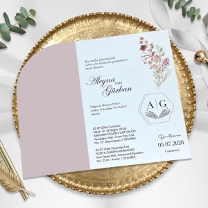 Soldan Katlamalı Dışı Pembe Çiçekli Zarfsız Düğün Davetiyesi