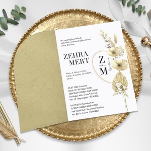 Soldan Katlamalı Oval Kesimli Çiçekli Davetiye Modeli