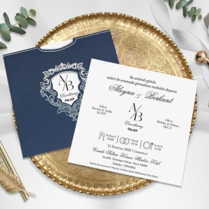 Kare Ortası Pencereli Lacivert Gümüş Yaldız Süslemeli Davetiye Tasarımı