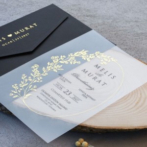 Altın Yaldız Süslemeli Şeffaf Asetattan Siyah Zarflı Davetiye