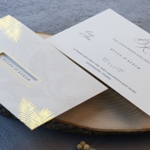 Yatay Yandan Çekmeli Altın Yaldız Süslemeli Davetiye