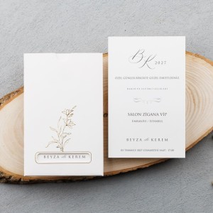 Sade Çiçekli Üstü Açık Zarflı Düğün Davetiyesi