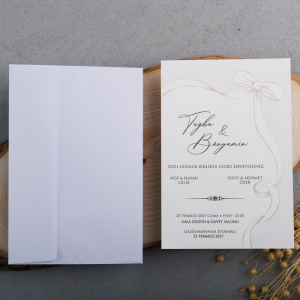 İçi Sade Fiyonklu Tasarımlı Beyaz Zarflı Davetiye
