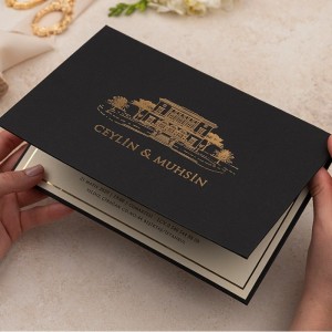 Siyah Yatay Jelatinli Malikane Tasarımlı Mukavva Davetiye