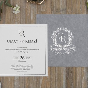 Gri Kare Zarflı İçi Beyaz Yaldız Süslemeli Davetiye
