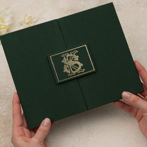 Yeşil Mukavva Katlamalı Çiçek Mizanpajlı Jelatinli Davetiye