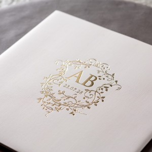 Krem Kare Zarfa Altın Yaldız Baskılı Düğün Davetiyesi