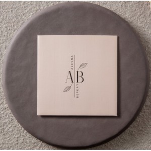 Pembe Kare Zarfa Siyah Sade Baskılı Düğün Davetiyesi