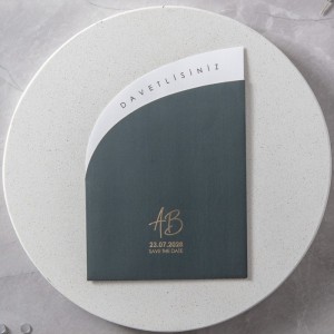 Yeşil Özel Kesim Zarflı Yaldız Baskılı Düğün Davetiyesi