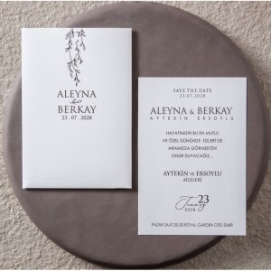 Beyaz Zarfa İsim Baskılı Sade Dikdörtgen Davetiye Modeli