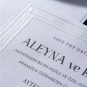 Sade İç Kenarları Kabartmalı Zarfı Kabartma Baskılı Davetiye