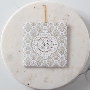 Barok Desenli Ortası Lazer Kesimli Zarflı Davetiye Tasarımı