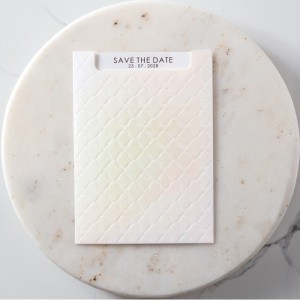 Kabartma Dokulu Krem Rengi Zarflı Davetiye Modeli