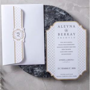 İçi Özel Kesim Nokta Desen Yaldız Süslemeli Davetiye Tasarımı